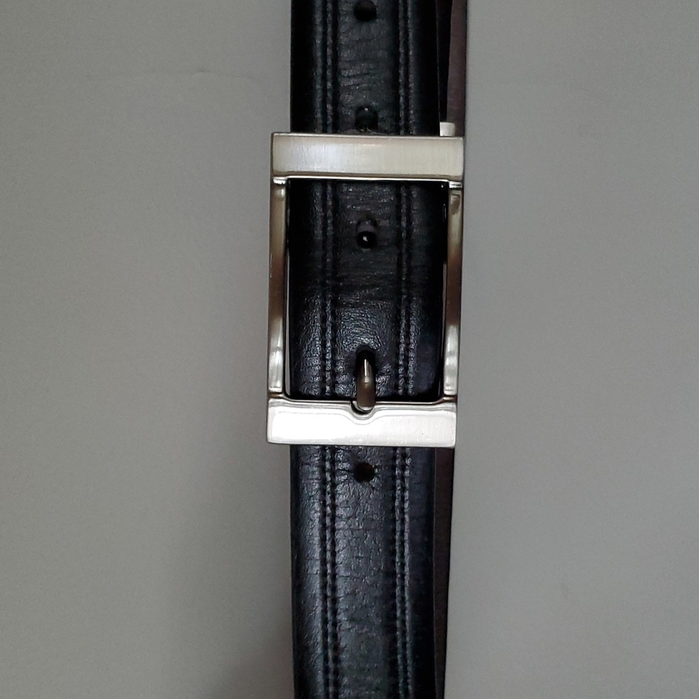 Countess Mara Genuine Leather Belt Size 36